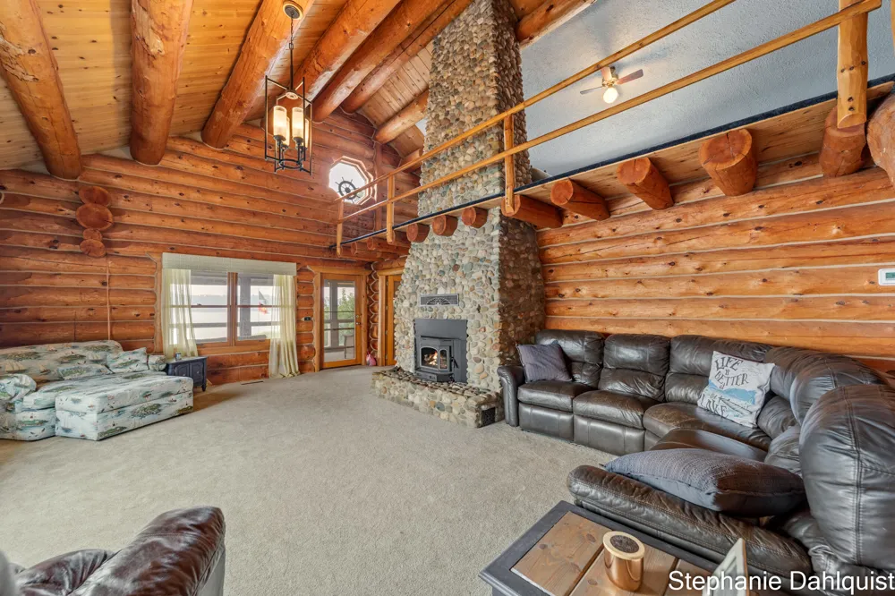 1601 Westwind Court Muskegon, MI 49445