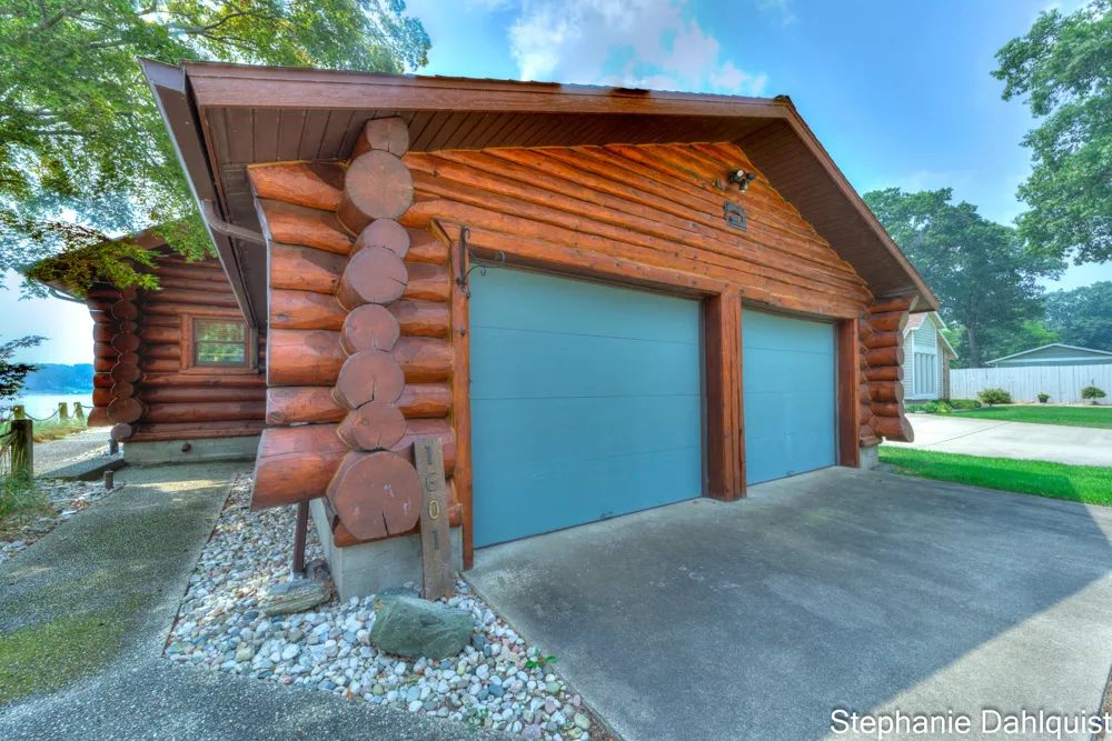 1601 Westwind Court Muskegon, MI 49445