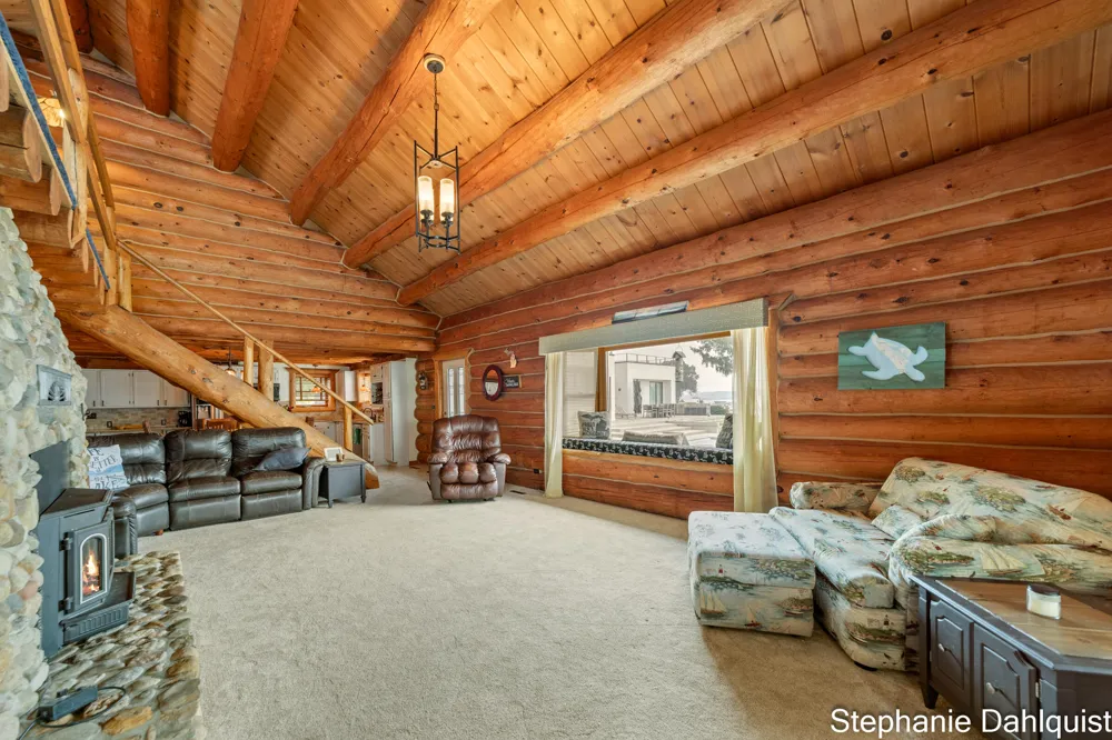 1601 Westwind Court Muskegon, MI 49445