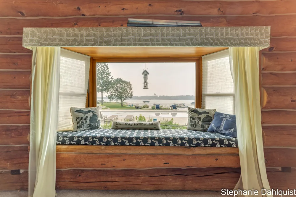 1601 Westwind Court Muskegon, MI 49445