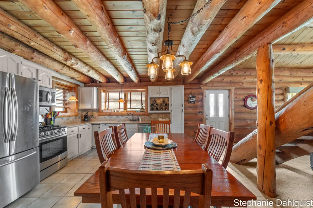 1601 Westwind Court Muskegon, MI 49445