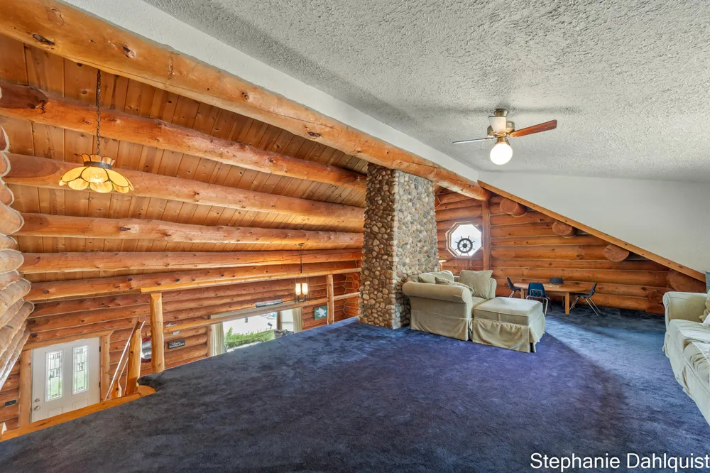 1601 Westwind Court Muskegon, MI 49445