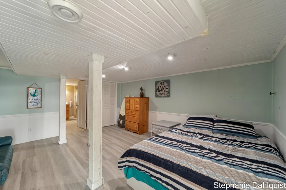 1601 Westwind Court Muskegon, MI 49445