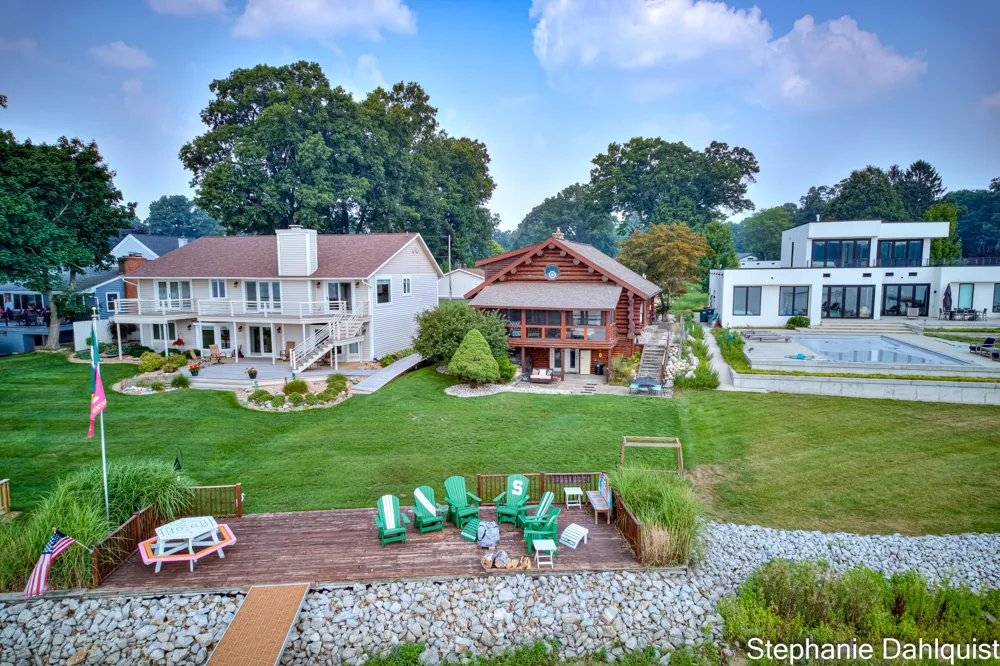 1601 Westwind Court Muskegon, MI 49445