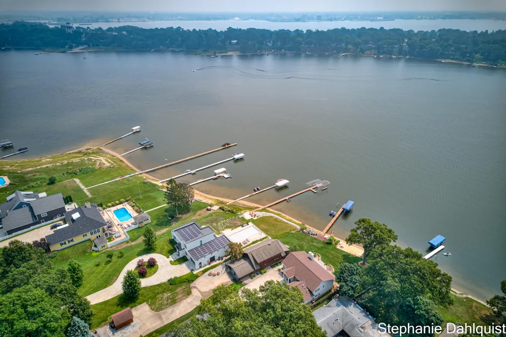 1601 Westwind Court Muskegon, MI 49445