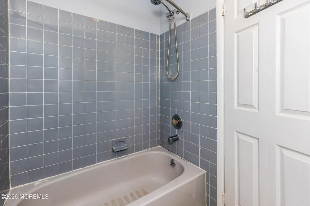 211 Sandra Place #211 Brick, NJ 08724