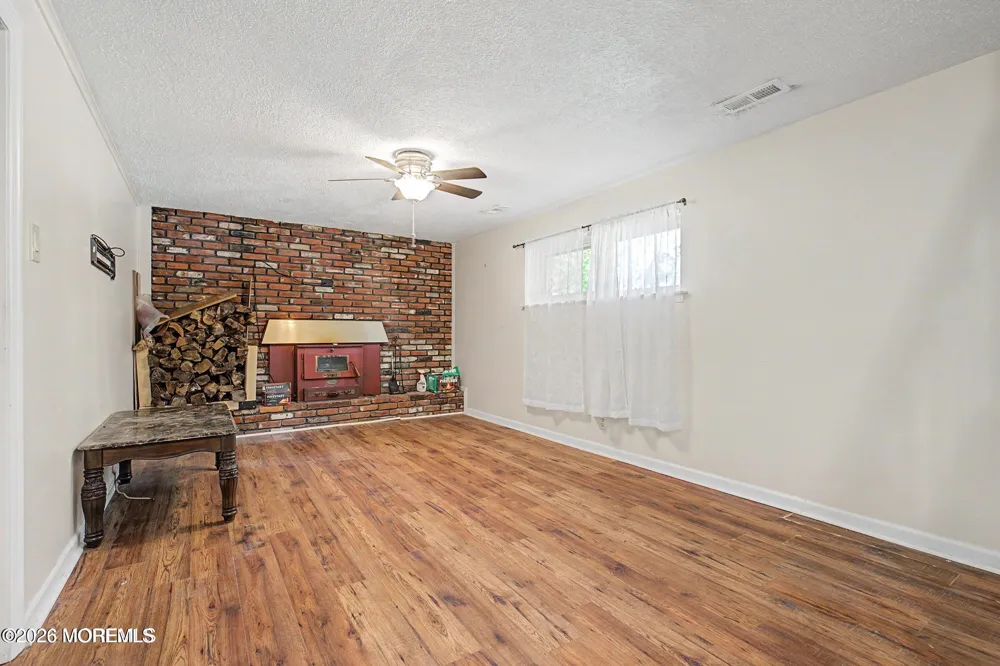 206 Montana Trail Browns Mills, NJ 08015