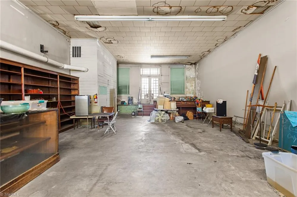 115 W Swannanoa Avenue Liberty, NC 27298