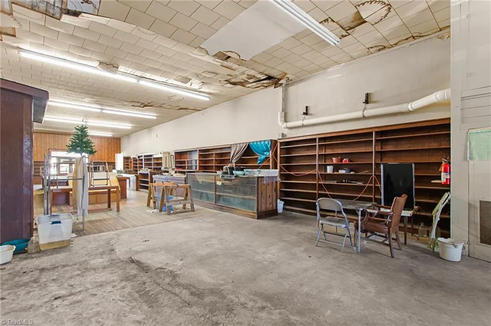 115 W Swannanoa Avenue Liberty, NC 27298