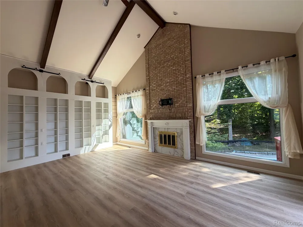 1594 Arbor Creek Drive Rochester Hills City, MI 48306