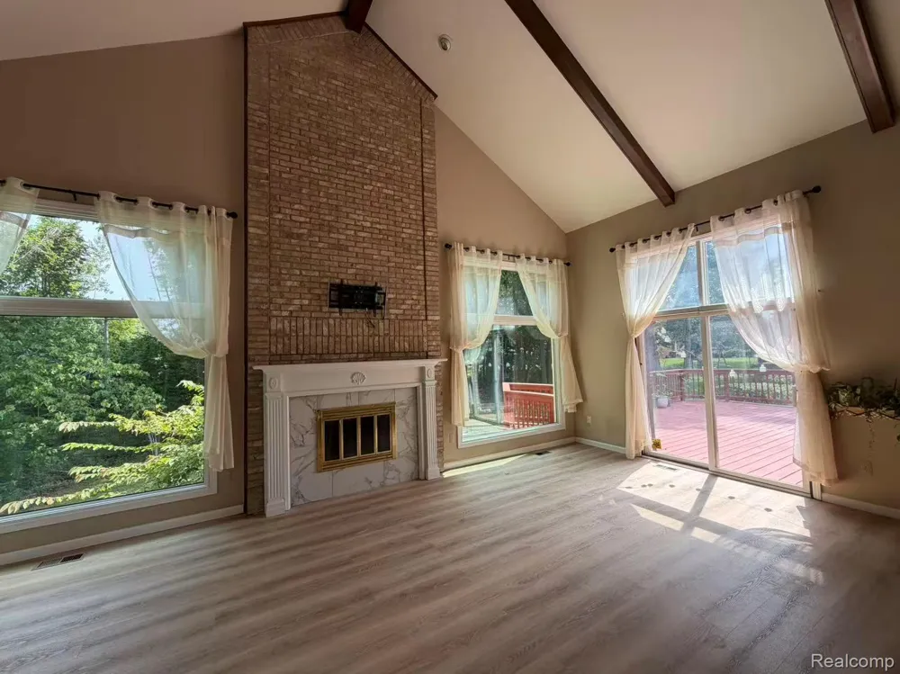 1594 Arbor Creek Drive Rochester Hills City, MI 48306