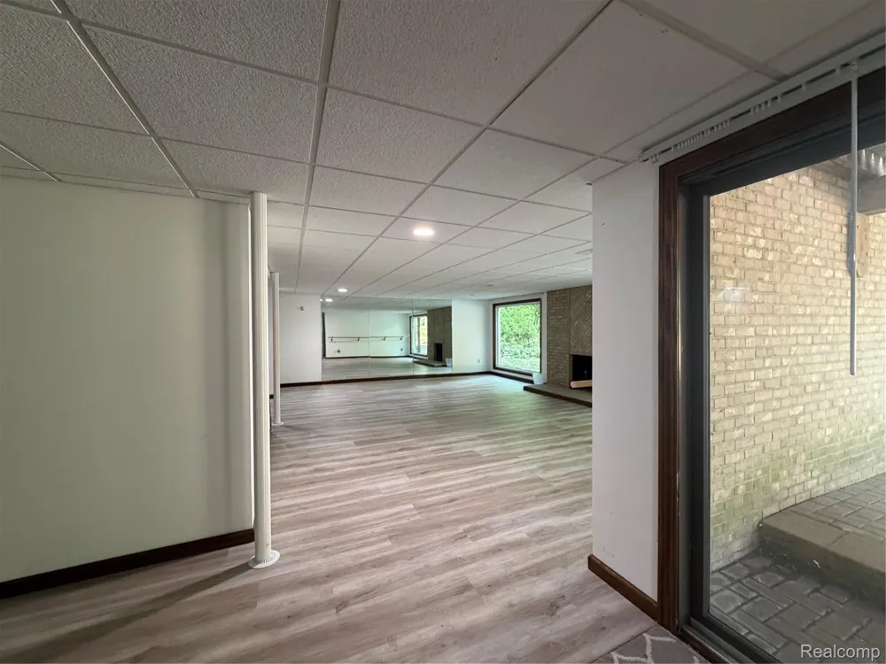 1594 Arbor Creek Drive Rochester Hills City, MI 48306