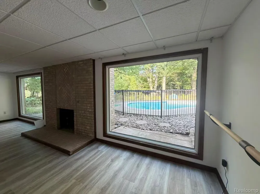 1594 Arbor Creek Drive Rochester Hills City, MI 48306
