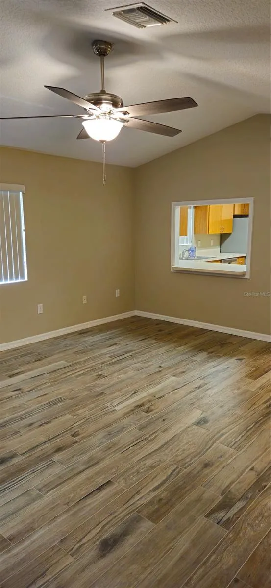 1568 GROVE COURT Tavares, FL 32778