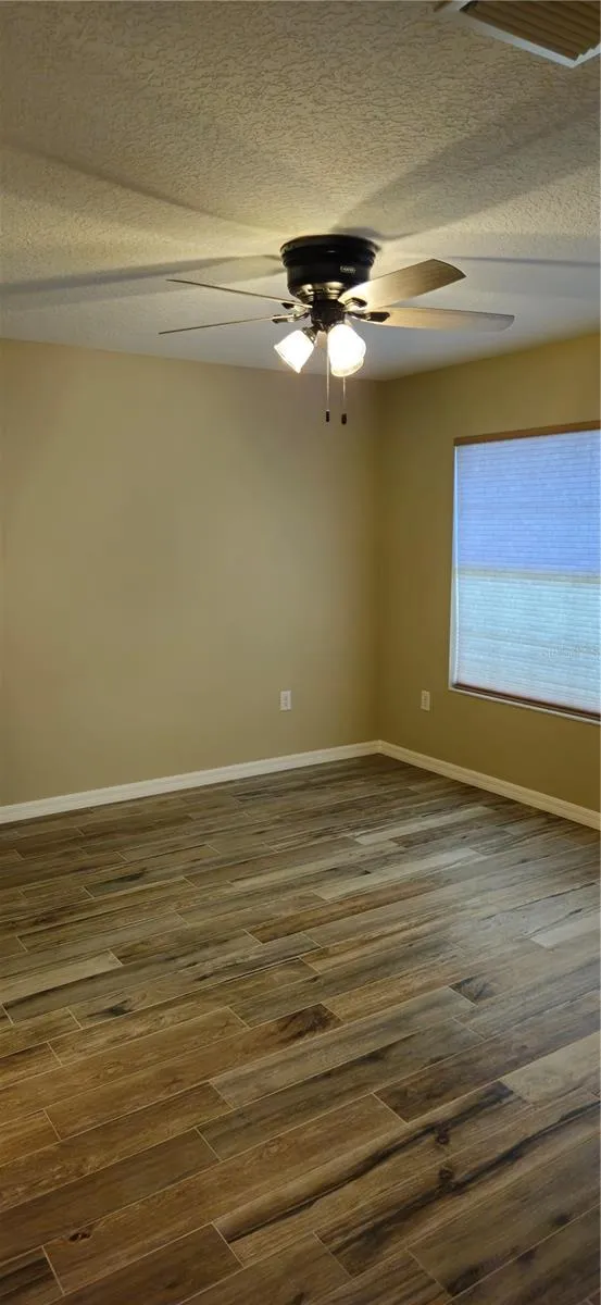 1568 GROVE COURT Tavares, FL 32778