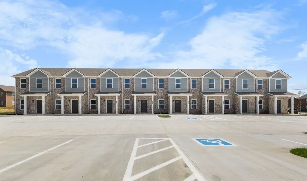 3854 Jockey Dr #B4 Clarksville, TN 37042