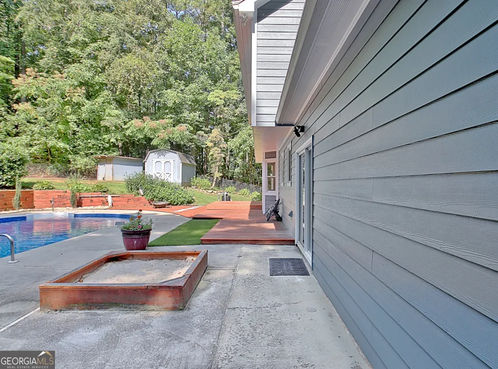 120 Adams CT Fayetteville, GA 30214