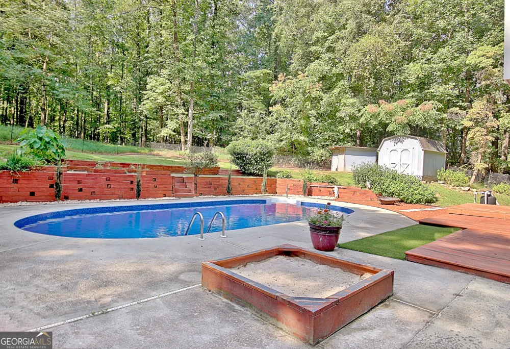120 Adams CT Fayetteville, GA 30214