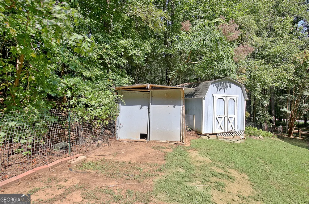 120 Adams CT Fayetteville, GA 30214