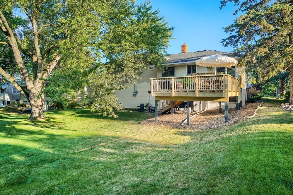 334 Edith Drive West Saint Paul, MN 55118
