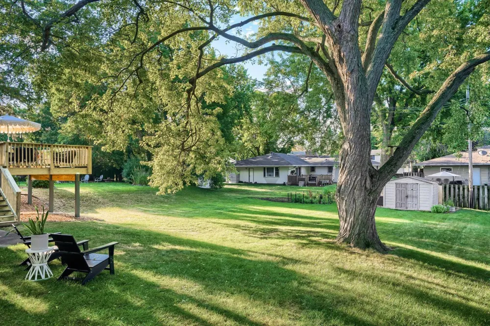 334 Edith Drive West Saint Paul, MN 55118
