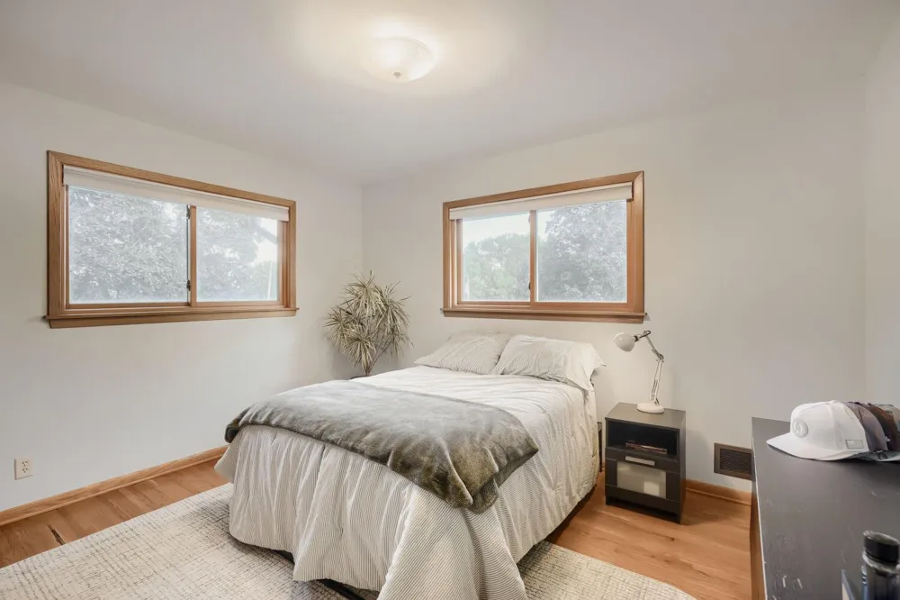 334 Edith Drive West Saint Paul, MN 55118