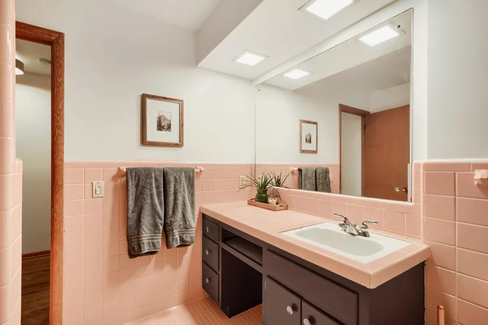 334 Edith Drive West Saint Paul, MN 55118