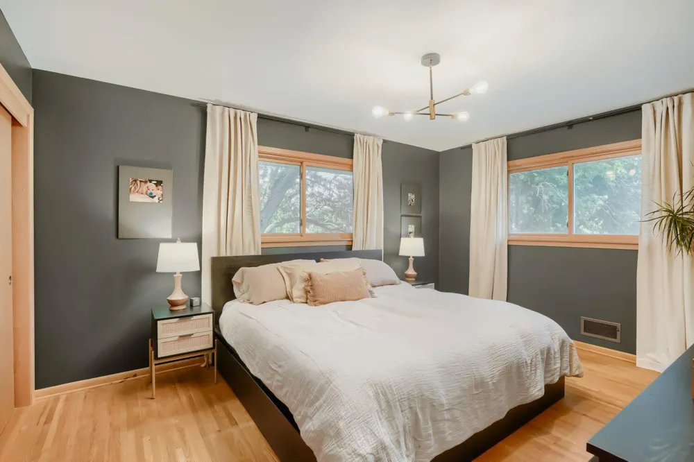 334 Edith Drive West Saint Paul, MN 55118