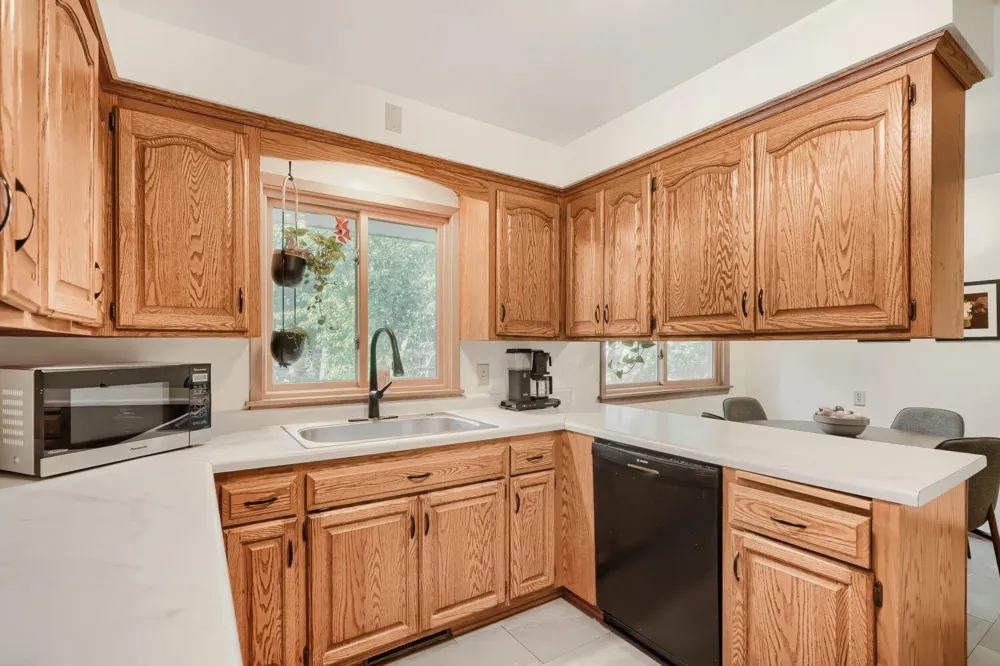 334 Edith Drive West Saint Paul, MN 55118