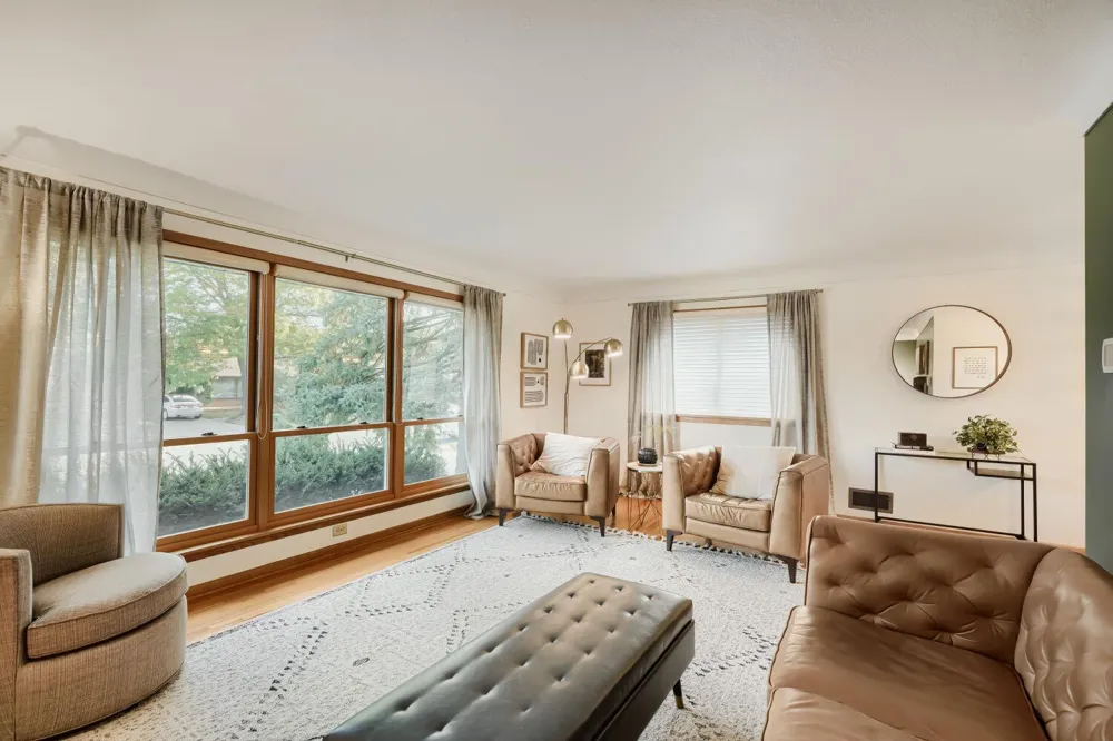 334 Edith Drive West Saint Paul, MN 55118