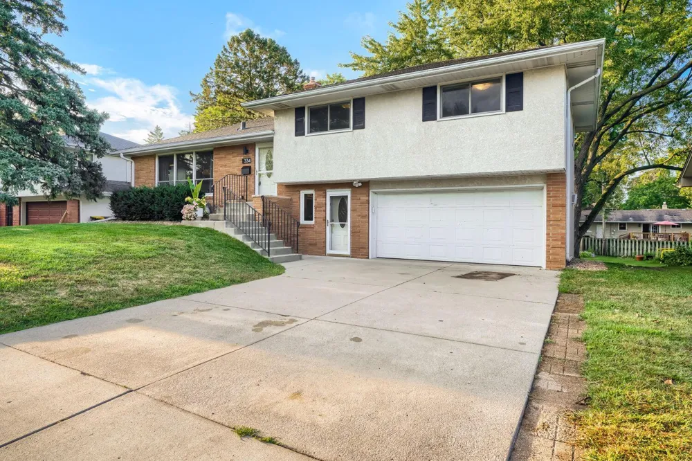 334 Edith Drive West Saint Paul, MN 55118