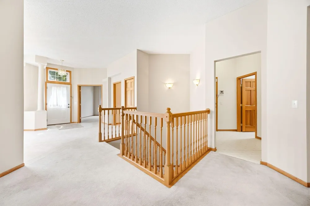 3771 Burgundy Drive Eagan, MN 55122