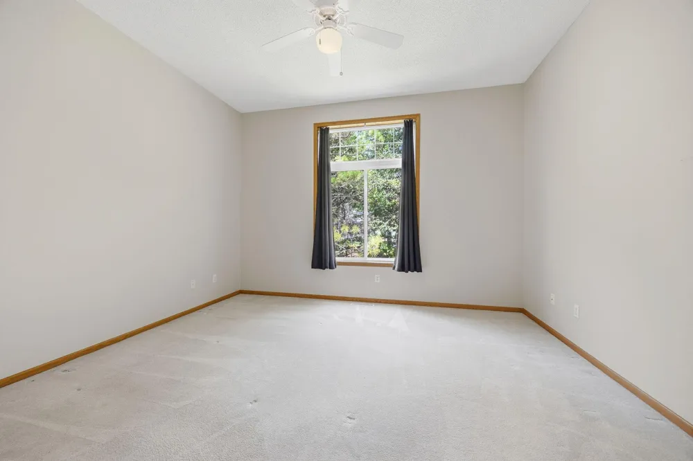 3771 Burgundy Drive Eagan, MN 55122