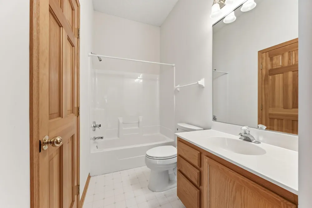 3771 Burgundy Drive Eagan, MN 55122