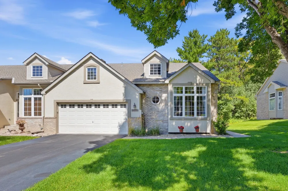3771 Burgundy Drive Eagan, MN 55122