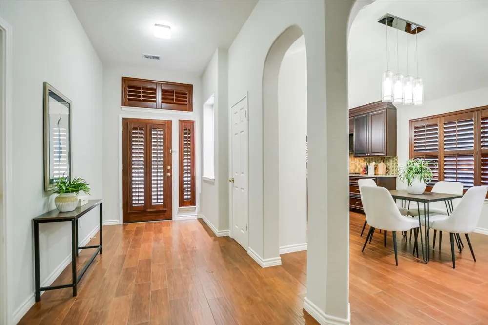 1601 Lynnville Trail Austin, TX 78727