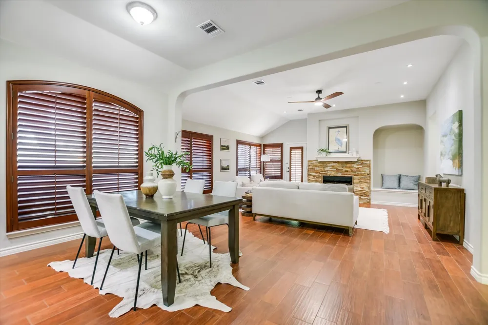1601 Lynnville Trail Austin, TX 78727