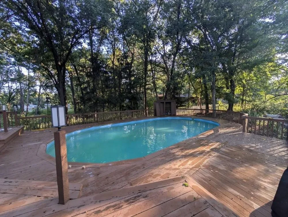 185 Bevins Lane Mahtomedi, MN 55115