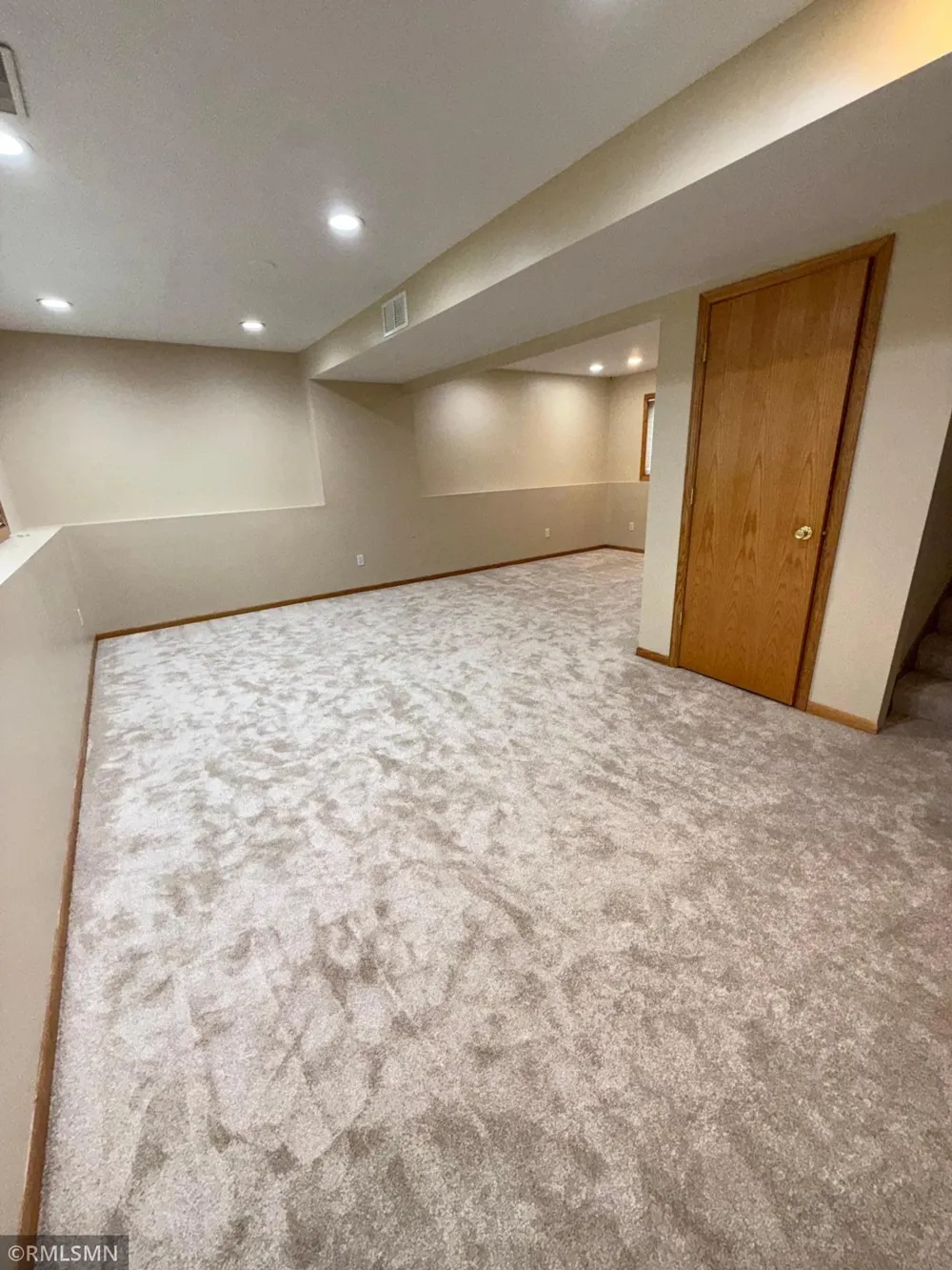 3888 Gibraltar Trail Eagan, MN 55123