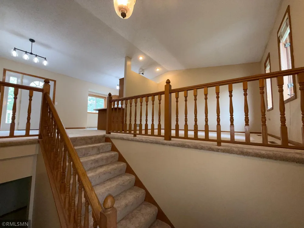 3888 Gibraltar Trail Eagan, MN 55123