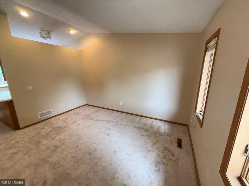 3888 Gibraltar Trail Eagan, MN 55123