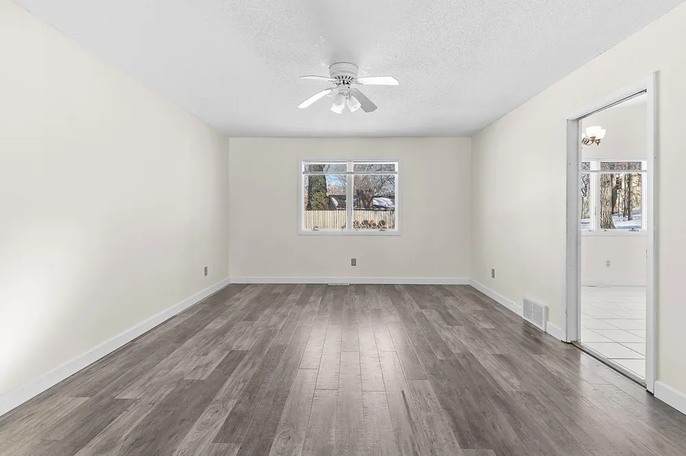 5885 Hidden Oaks Circle SE Prior Lake, MN 55372