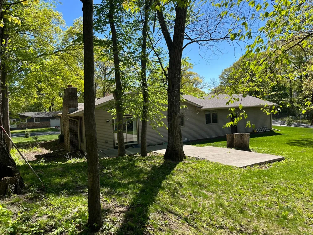 5885 Hidden Oaks Circle SE Prior Lake, MN 55372