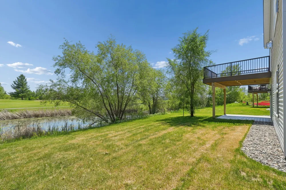 9815 Pinehurst Drive Elko New Market, MN 55020