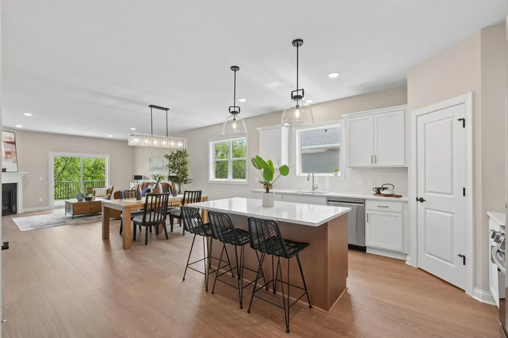 9815 Pinehurst Drive Elko New Market, MN 55020