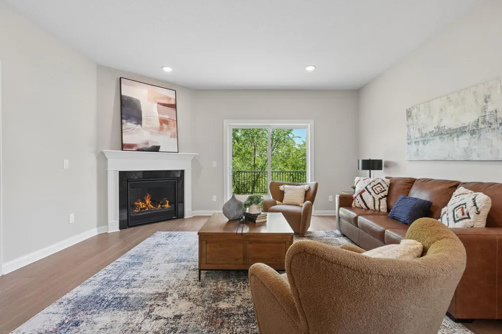 9815 Pinehurst Drive Elko New Market, MN 55020