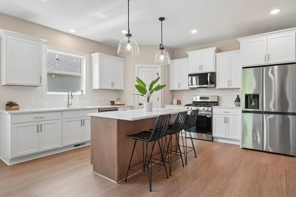 9815 Pinehurst Drive Elko New Market, MN 55020