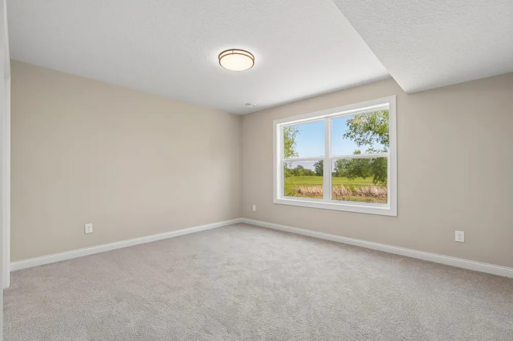 9815 Pinehurst Drive Elko New Market, MN 55020