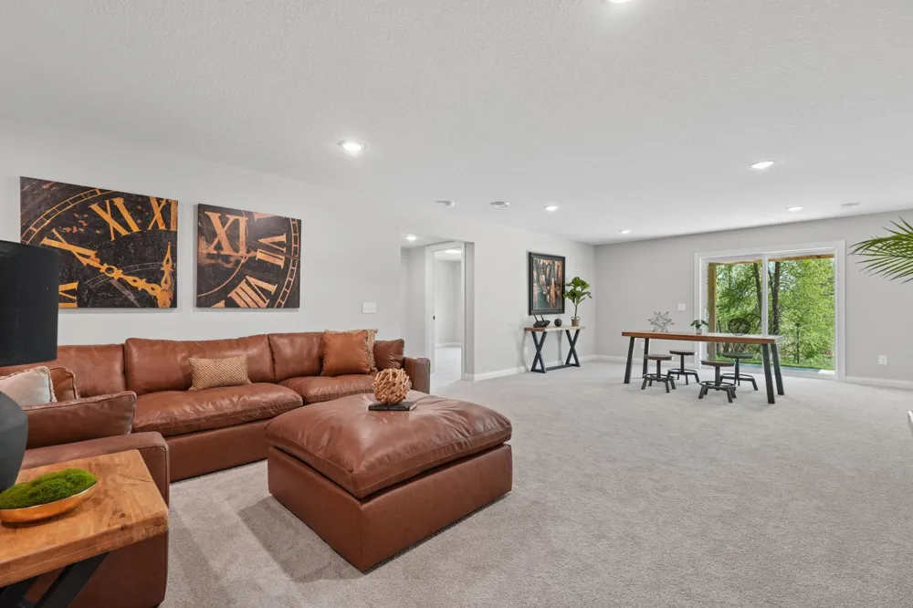 9815 Pinehurst Drive Elko New Market, MN 55020