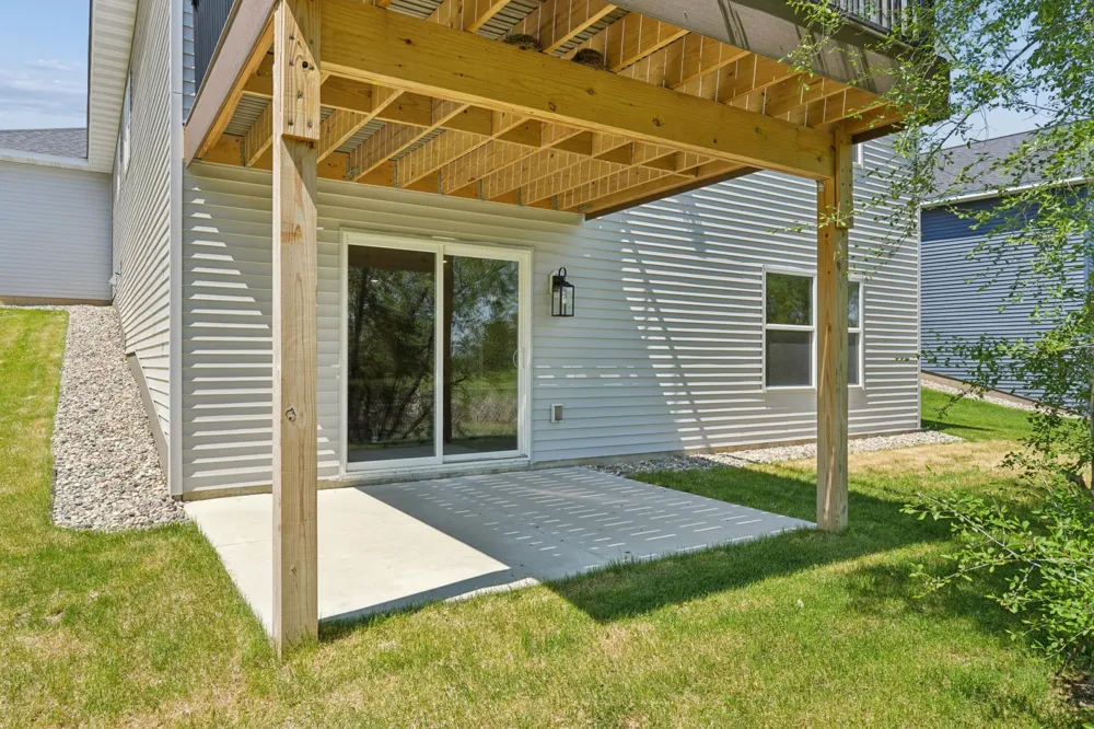9815 Pinehurst Drive Elko New Market, MN 55020